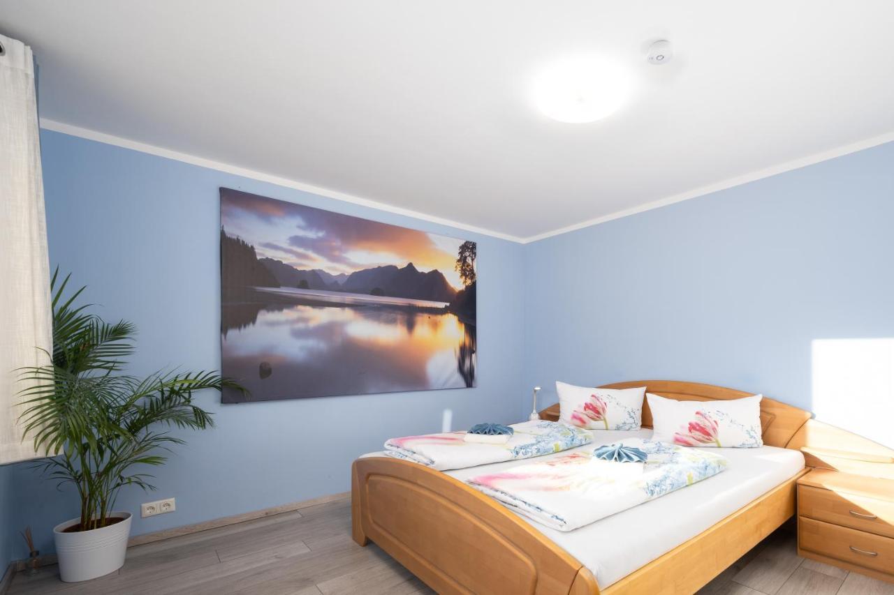 Familienfreundliche 3-Zimmer-Ferienwohnung Saal Extérieur photo